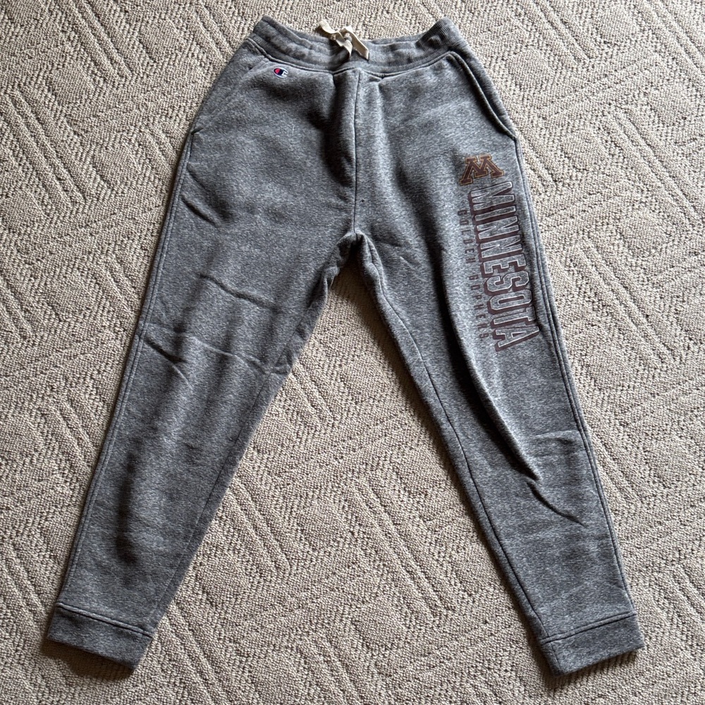 Champion women's University of Minnesota jogger